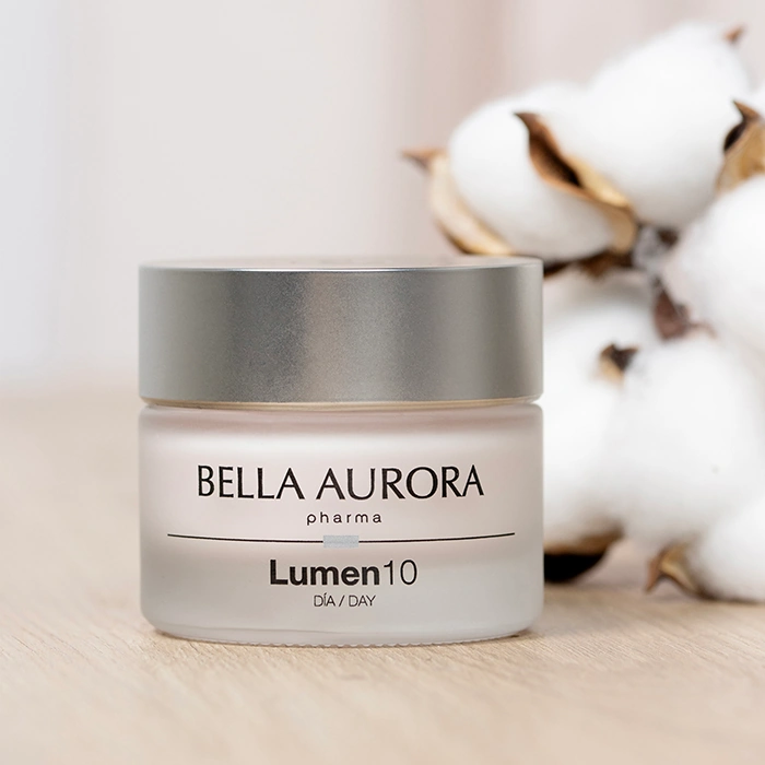 Lumen 10 Creme de Dia Anti-idade Antimanchas Todos os Tipos de Pele